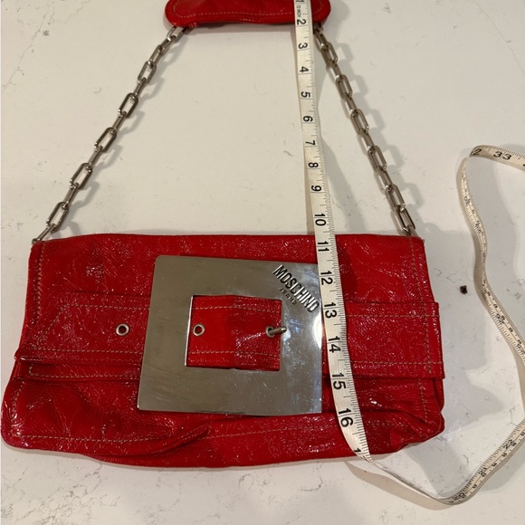 Vintage Moschino Shiny Patent Leather Red
Clutch Bag Handbag Chain Strap POuch - Picture 9 of 9